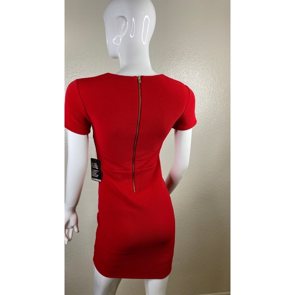 Mini Textured Triangle Dress - Picture 4 of 12